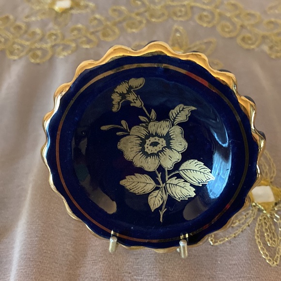 Set of 2 Miniature Small Decorative Plates with Stand. Handmade In Greece - Picture 2 of 7